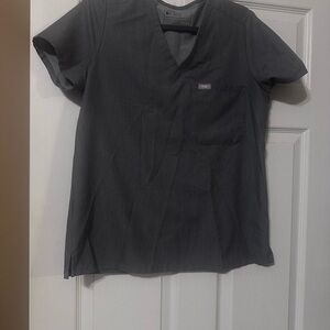 Figs Charcoal V-Neck women’s scrub set